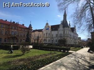 [P23] Primăria din nou » foto by AZE
 - 
<span class="allrVoted glyphicon glyphicon-heart hidden" id="av1071896"></span>
<a class="m-l-10 hidden" id="sv1071896" onclick="voting_Foto_DelVot(,1071896,21011)" role="button">șterge vot <span class="glyphicon glyphicon-remove"></span></a>
<a id="v91071896" class=" c-red"  onclick="voting_Foto_SetVot(1071896)" role="button"><span class="glyphicon glyphicon-heart-empty"></span> <b>LIKE</b> = Votează poza</a> <img class="hidden"  id="f1071896W9" src="/imagini/loader.gif" border="0" /><span class="AjErrMes hidden" id="e1071896ErM"></span>