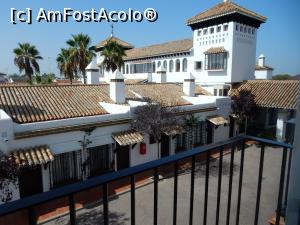 [P08] Vedere depe balconul camerei 235.  » foto by alinaro
 - 
<span class="allrVoted glyphicon glyphicon-heart hidden" id="av789566"></span>
<a class="m-l-10 hidden" id="sv789566" onclick="voting_Foto_DelVot(,789566,21021)" role="button">șterge vot <span class="glyphicon glyphicon-remove"></span></a>
<a id="v9789566" class=" c-red"  onclick="voting_Foto_SetVot(789566)" role="button"><span class="glyphicon glyphicon-heart-empty"></span> <b>LIKE</b> = Votează poza</a> <img class="hidden"  id="f789566W9" src="/imagini/loader.gif" border="0" /><span class="AjErrMes hidden" id="e789566ErM"></span>