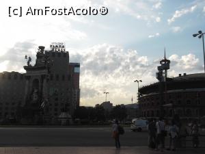 [P03] Seară de toamnă călduroasă, în Placa Espanya.  » foto by diacrys*
 - 
<span class="allrVoted glyphicon glyphicon-heart hidden" id="av789836"></span>
<a class="m-l-10 hidden" id="sv789836" onclick="voting_Foto_DelVot(,789836,21027)" role="button">șterge vot <span class="glyphicon glyphicon-remove"></span></a>
<a id="v9789836" class=" c-red"  onclick="voting_Foto_SetVot(789836)" role="button"><span class="glyphicon glyphicon-heart-empty"></span> <b>LIKE</b> = Votează poza</a> <img class="hidden"  id="f789836W9" src="/imagini/loader.gif" border="0" /><span class="AjErrMes hidden" id="e789836ErM"></span>