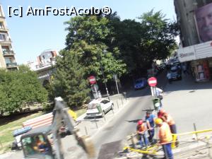 [P68] Bucharest City Tour - Suntem aproape de Piata Romana si in dreapta avem cinematograful Patria, in stanga printre pomi libraria Carturesti iar intre ele este strada Pitar Mos pe care se afla restaurantul La Copac despre care a scris @Alba ca Zapada » foto by mishu
 - 
<span class="allrVoted glyphicon glyphicon-heart hidden" id="av790306"></span>
<a class="m-l-10 hidden" id="sv790306" onclick="voting_Foto_DelVot(,790306,21034)" role="button">șterge vot <span class="glyphicon glyphicon-remove"></span></a>
<a id="v9790306" class=" c-red"  onclick="voting_Foto_SetVot(790306)" role="button"><span class="glyphicon glyphicon-heart-empty"></span> <b>LIKE</b> = Votează poza</a> <img class="hidden"  id="f790306W9" src="/imagini/loader.gif" border="0" /><span class="AjErrMes hidden" id="e790306ErM"></span>