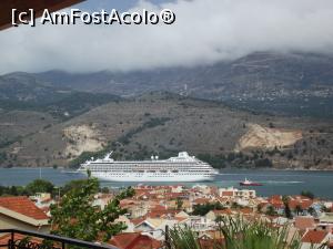 [P03] Un vas mare de croazieră sosise în Golful Argostolic » foto by irinad
 - 
<span class="allrVoted glyphicon glyphicon-heart hidden" id="av792734"></span>
<a class="m-l-10 hidden" id="sv792734" onclick="voting_Foto_DelVot(,792734,21070)" role="button">șterge vot <span class="glyphicon glyphicon-remove"></span></a>
<a id="v9792734" class=" c-red"  onclick="voting_Foto_SetVot(792734)" role="button"><span class="glyphicon glyphicon-heart-empty"></span> <b>LIKE</b> = Votează poza</a> <img class="hidden"  id="f792734W9" src="/imagini/loader.gif" border="0" /><span class="AjErrMes hidden" id="e792734ErM"></span>