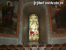 [P28] vitraliu si picturi din interiorul bisericii episcopale » foto by mireille
 - 
<span class="allrVoted glyphicon glyphicon-heart hidden" id="av485421"></span>
<a class="m-l-10 hidden" id="sv485421" onclick="voting_Foto_DelVot(,485421,21115)" role="button">șterge vot <span class="glyphicon glyphicon-remove"></span></a>
<a id="v9485421" class=" c-red"  onclick="voting_Foto_SetVot(485421)" role="button"><span class="glyphicon glyphicon-heart-empty"></span> <b>LIKE</b> = Votează poza</a> <img class="hidden"  id="f485421W9" src="/imagini/loader.gif" border="0" /><span class="AjErrMes hidden" id="e485421ErM"></span>