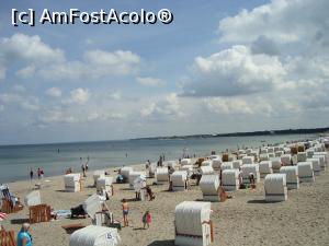 P02 [AUG-2016] Imi e dor de strandkorben la Timmendorfer Strand -pe un scaun sunt si eu ascunsa si crosetez stari de spirit fericite pe banii familiei