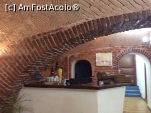 [P08] Pizzeria 'La Taverna' - mai respirati si admirati interiorul » foto by mishu
 - 
<span class="allrVoted glyphicon glyphicon-heart hidden" id="av802618"></span>
<a class="m-l-10 hidden" id="sv802618" onclick="voting_Foto_DelVot(,802618,21187)" role="button">șterge vot <span class="glyphicon glyphicon-remove"></span></a>
<a id="v9802618" class=" c-red"  onclick="voting_Foto_SetVot(802618)" role="button"><span class="glyphicon glyphicon-heart-empty"></span> <b>LIKE</b> = Votează poza</a> <img class="hidden"  id="f802618W9" src="/imagini/loader.gif" border="0" /><span class="AjErrMes hidden" id="e802618ErM"></span>