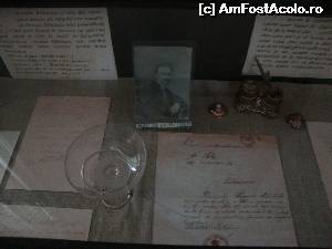 [P10] Câteva documente personale, alături de o fotografie în care îl vedem pe liceanul Calistrat Hogaș, în anul 1867.  » foto by Floryn81
 - 
<span class="allrVoted glyphicon glyphicon-heart hidden" id="av544202"></span>
<a class="m-l-10 hidden" id="sv544202" onclick="voting_Foto_DelVot(,544202,21211)" role="button">șterge vot <span class="glyphicon glyphicon-remove"></span></a>
<a id="v9544202" class=" c-red"  onclick="voting_Foto_SetVot(544202)" role="button"><span class="glyphicon glyphicon-heart-empty"></span> <b>LIKE</b> = Votează poza</a> <img class="hidden"  id="f544202W9" src="/imagini/loader.gif" border="0" /><span class="AjErrMes hidden" id="e544202ErM"></span>