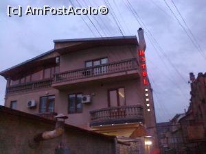 [P10] Hotel Bonus, Tbilisi » foto by calator2000
 - 
<span class="allrVoted glyphicon glyphicon-heart hidden" id="av808464"></span>
<a class="m-l-10 hidden" id="sv808464" onclick="voting_Foto_DelVot(,808464,21246)" role="button">șterge vot <span class="glyphicon glyphicon-remove"></span></a>
<a id="v9808464" class=" c-red"  onclick="voting_Foto_SetVot(808464)" role="button"><span class="glyphicon glyphicon-heart-empty"></span> <b>LIKE</b> = Votează poza</a> <img class="hidden"  id="f808464W9" src="/imagini/loader.gif" border="0" /><span class="AjErrMes hidden" id="e808464ErM"></span>