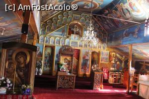 [P21] Mănăstirea Slănic, Argeş, Biserica „Schimbarea la Faţă”, interior » foto by mprofeanu
 - 
<span class="allrVoted glyphicon glyphicon-heart hidden" id="av938946"></span>
<a class="m-l-10 hidden" id="sv938946" onclick="voting_Foto_DelVot(,938946,21248)" role="button">șterge vot <span class="glyphicon glyphicon-remove"></span></a>
<a id="v9938946" class=" c-red"  onclick="voting_Foto_SetVot(938946)" role="button"><span class="glyphicon glyphicon-heart-empty"></span> <b>LIKE</b> = Votează poza</a> <img class="hidden"  id="f938946W9" src="/imagini/loader.gif" border="0" /><span class="AjErrMes hidden" id="e938946ErM"></span>