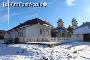 [P28] Mănăstirea Slănic, Argeş, în straie de iarnă » foto by mprofeanu
 - 
<span class="allrVoted glyphicon glyphicon-heart hidden" id="av938954"></span>
<a class="m-l-10 hidden" id="sv938954" onclick="voting_Foto_DelVot(,938954,21248)" role="button">șterge vot <span class="glyphicon glyphicon-remove"></span></a>
<a id="v9938954" class=" c-red"  onclick="voting_Foto_SetVot(938954)" role="button"><span class="glyphicon glyphicon-heart-empty"></span> <b>LIKE</b> = Votează poza</a> <img class="hidden"  id="f938954W9" src="/imagini/loader.gif" border="0" /><span class="AjErrMes hidden" id="e938954ErM"></span>