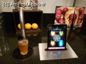 [P07] 'Dispozitivul' pentru suc. 
 Selectai pe acea mini tableta ce suc doresti » foto by tripyy
 - 
<span class="allrVoted glyphicon glyphicon-heart hidden" id="av880980"></span>
<a class="m-l-10 hidden" id="sv880980" onclick="voting_Foto_DelVot(,880980,21249)" role="button">șterge vot <span class="glyphicon glyphicon-remove"></span></a>
<a id="v9880980" class=" c-red"  onclick="voting_Foto_SetVot(880980)" role="button"><span class="glyphicon glyphicon-heart-empty"></span> <b>LIKE</b> = Votează poza</a> <img class="hidden"  id="f880980W9" src="/imagini/loader.gif" border="0" /><span class="AjErrMes hidden" id="e880980ErM"></span>