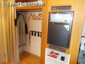 [P06] Minibarul, masă de călcat » foto by marius gaudi*
 - 
<span class="allrVoted glyphicon glyphicon-heart hidden" id="av808794"></span>
<a class="m-l-10 hidden" id="sv808794" onclick="voting_Foto_DelVot(,808794,21249)" role="button">șterge vot <span class="glyphicon glyphicon-remove"></span></a>
<a id="v9808794" class=" c-red"  onclick="voting_Foto_SetVot(808794)" role="button"><span class="glyphicon glyphicon-heart-empty"></span> <b>LIKE</b> = Votează poza</a> <img class="hidden"  id="f808794W9" src="/imagini/loader.gif" border="0" /><span class="AjErrMes hidden" id="e808794ErM"></span>