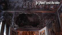 [P15] O parte din tavanul unei camere din interiorul castelului Linderhof..scuze de poze dar...facute pe 'furate' » foto by ileanaxperta*
 - 
<span class="allrVoted glyphicon glyphicon-heart hidden" id="av260284"></span>
<a class="m-l-10 hidden" id="sv260284" onclick="voting_Foto_DelVot(,260284,21263)" role="button">șterge vot <span class="glyphicon glyphicon-remove"></span></a>
<a id="v9260284" class=" c-red"  onclick="voting_Foto_SetVot(260284)" role="button"><span class="glyphicon glyphicon-heart-empty"></span> <b>LIKE</b> = Votează poza</a> <img class="hidden"  id="f260284W9" src="/imagini/loader.gif" border="0" /><span class="AjErrMes hidden" id="e260284ErM"></span>