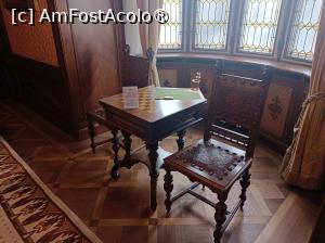 [P24] București, Muzeul Național Cotroceni, Sala de Biliard, Măsuță de șah și alte jocuri » foto by mprofeanu
 - 
<span class="allrVoted glyphicon glyphicon-heart hidden" id="av1410906"></span>
<a class="m-l-10 hidden" id="sv1410906" onclick="voting_Foto_DelVot(,1410906,21279)" role="button">șterge vot <span class="glyphicon glyphicon-remove"></span></a>
<a id="v91410906" class=" c-red"  onclick="voting_Foto_SetVot(1410906)" role="button"><span class="glyphicon glyphicon-heart-empty"></span> <b>LIKE</b> = Votează poza</a> <img class="hidden"  id="f1410906W9" src="/imagini/loader.gif" border="0" /><span class="AjErrMes hidden" id="e1410906ErM"></span>