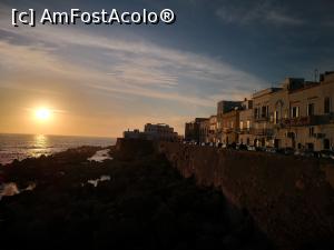 [P75] Apus de soare peste Gallipoli » foto by crismis
 - 
<span class="allrVoted glyphicon glyphicon-heart hidden" id="av1284993"></span>
<a class="m-l-10 hidden" id="sv1284993" onclick="voting_Foto_DelVot(,1284993,21287)" role="button">șterge vot <span class="glyphicon glyphicon-remove"></span></a>
<a id="v91284993" class=" c-red"  onclick="voting_Foto_SetVot(1284993)" role="button"><span class="glyphicon glyphicon-heart-empty"></span> <b>LIKE</b> = Votează poza</a> <img class="hidden"  id="f1284993W9" src="/imagini/loader.gif" border="0" /><span class="AjErrMes hidden" id="e1284993ErM"></span>