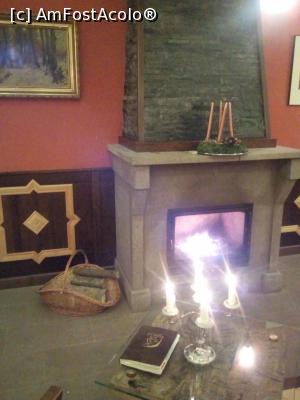[P07] Semineul din restaurant » foto by tabache
 - 
<span class="allrVoted glyphicon glyphicon-heart hidden" id="av818625"></span>
<a class="m-l-10 hidden" id="sv818625" onclick="voting_Foto_DelVot(,818625,21330)" role="button">șterge vot <span class="glyphicon glyphicon-remove"></span></a>
<a id="v9818625" class=" c-red"  onclick="voting_Foto_SetVot(818625)" role="button"><span class="glyphicon glyphicon-heart-empty"></span> <b>LIKE</b> = Votează poza</a> <img class="hidden"  id="f818625W9" src="/imagini/loader.gif" border="0" /><span class="AjErrMes hidden" id="e818625ErM"></span>