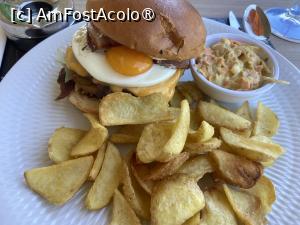 [P13] Argo Burger Bistro - burgerul meu cu de toate » foto by nicole33
 - 
<span class="allrVoted glyphicon glyphicon-heart hidden" id="av1495330"></span>
<a class="m-l-10 hidden" id="sv1495330" onclick="voting_Foto_DelVot(,1495330,21354)" role="button">șterge vot <span class="glyphicon glyphicon-remove"></span></a>
<a id="v91495330" class=" c-red"  onclick="voting_Foto_SetVot(1495330)" role="button"><span class="glyphicon glyphicon-heart-empty"></span> <b>LIKE</b> = Votează poza</a> <img class="hidden"  id="f1495330W9" src="/imagini/loader.gif" border="0" /><span class="AjErrMes hidden" id="e1495330ErM"></span>