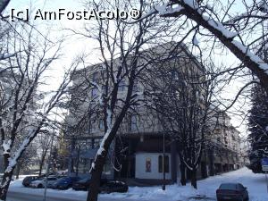 [P37] Hotelul Tarnovo văzut din parcul Marno Pole » foto by irinad
 - 
<span class="allrVoted glyphicon glyphicon-heart hidden" id="av826229"></span>
<a class="m-l-10 hidden" id="sv826229" onclick="voting_Foto_DelVot(,826229,21398)" role="button">șterge vot <span class="glyphicon glyphicon-remove"></span></a>
<a id="v9826229" class=" c-red"  onclick="voting_Foto_SetVot(826229)" role="button"><span class="glyphicon glyphicon-heart-empty"></span> <b>LIKE</b> = Votează poza</a> <img class="hidden"  id="f826229W9" src="/imagini/loader.gif" border="0" /><span class="AjErrMes hidden" id="e826229ErM"></span>