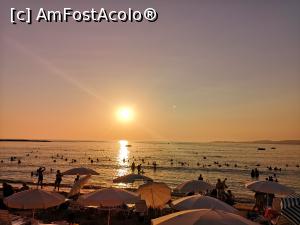 [P01] Apus de soare pe plaja » foto by reghinaflo
 - 
<span class="allrVoted glyphicon glyphicon-heart hidden" id="av1187052"></span>
<a class="m-l-10 hidden" id="sv1187052" onclick="voting_Foto_DelVot(,1187052,21411)" role="button">șterge vot <span class="glyphicon glyphicon-remove"></span></a>
<a id="v91187052" class=" c-red"  onclick="voting_Foto_SetVot(1187052)" role="button"><span class="glyphicon glyphicon-heart-empty"></span> <b>LIKE</b> = Votează poza</a> <img class="hidden"  id="f1187052W9" src="/imagini/loader.gif" border="0" /><span class="AjErrMes hidden" id="e1187052ErM"></span>