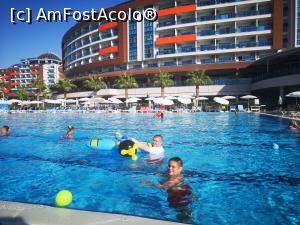 [P02] Piscina olimpica » foto by reghinaflo
 - 
<span class="allrVoted glyphicon glyphicon-heart hidden" id="av1187053"></span>
<a class="m-l-10 hidden" id="sv1187053" onclick="voting_Foto_DelVot(,1187053,21411)" role="button">șterge vot <span class="glyphicon glyphicon-remove"></span></a>
<a id="v91187053" class=" c-red"  onclick="voting_Foto_SetVot(1187053)" role="button"><span class="glyphicon glyphicon-heart-empty"></span> <b>LIKE</b> = Votează poza</a> <img class="hidden"  id="f1187053W9" src="/imagini/loader.gif" border="0" /><span class="AjErrMes hidden" id="e1187053ErM"></span>