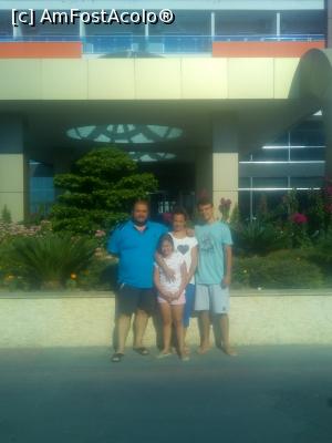 [P01] Intrarea în hotel » foto by gabi76
 - 
<span class="allrVoted glyphicon glyphicon-heart hidden" id="av1007978"></span>
<a class="m-l-10 hidden" id="sv1007978" onclick="voting_Foto_DelVot(,1007978,21411)" role="button">șterge vot <span class="glyphicon glyphicon-remove"></span></a>
<a id="v91007978" class=" c-red"  onclick="voting_Foto_SetVot(1007978)" role="button"><span class="glyphicon glyphicon-heart-empty"></span> <b>LIKE</b> = Votează poza</a> <img class="hidden"  id="f1007978W9" src="/imagini/loader.gif" border="0" /><span class="AjErrMes hidden" id="e1007978ErM"></span>