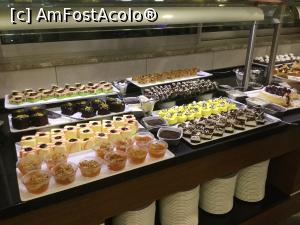 [P27] Lonicera Resort & Spa - Dulciuri » foto by mishu
 - 
<span class="allrVoted glyphicon glyphicon-heart hidden" id="av1012244"></span>
<a class="m-l-10 hidden" id="sv1012244" onclick="voting_Foto_DelVot(,1012244,21411)" role="button">șterge vot <span class="glyphicon glyphicon-remove"></span></a>
<a id="v91012244" class=" c-red"  onclick="voting_Foto_SetVot(1012244)" role="button"><span class="glyphicon glyphicon-heart-empty"></span> <b>LIKE</b> = Votează poza</a> <img class="hidden"  id="f1012244W9" src="/imagini/loader.gif" border="0" /><span class="AjErrMes hidden" id="e1012244ErM"></span>