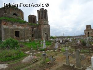 [P19] Incinta e ocupată de cimitirul satului. » foto by tata123 🔱
 - 
<span class="allrVoted glyphicon glyphicon-heart hidden" id="av1316517"></span>
<a class="m-l-10 hidden" id="sv1316517" onclick="voting_Foto_DelVot(,1316517,21445)" role="button">șterge vot <span class="glyphicon glyphicon-remove"></span></a>
<a id="v91316517" class=" c-red"  onclick="voting_Foto_SetVot(1316517)" role="button"><span class="glyphicon glyphicon-heart-empty"></span> <b>LIKE</b> = Votează poza</a> <img class="hidden"  id="f1316517W9" src="/imagini/loader.gif" border="0" /><span class="AjErrMes hidden" id="e1316517ErM"></span>