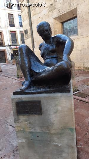 [P37] Statuia Mujer sentanda » foto by Mitica49
 - 
<span class="allrVoted glyphicon glyphicon-heart hidden" id="av1424203"></span>
<a class="m-l-10 hidden" id="sv1424203" onclick="voting_Foto_DelVot(,1424203,21454)" role="button">șterge vot <span class="glyphicon glyphicon-remove"></span></a>
<a id="v91424203" class=" c-red"  onclick="voting_Foto_SetVot(1424203)" role="button"><span class="glyphicon glyphicon-heart-empty"></span> <b>LIKE</b> = Votează poza</a> <img class="hidden"  id="f1424203W9" src="/imagini/loader.gif" border="0" /><span class="AjErrMes hidden" id="e1424203ErM"></span>