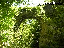[P58] Podul de piatra Vradetou » foto by marius.covaci
 - 
<span class="allrVoted glyphicon glyphicon-heart hidden" id="av204430"></span>
<a class="m-l-10 hidden" id="sv204430" onclick="voting_Foto_DelVot(,204430,21484)" role="button">șterge vot <span class="glyphicon glyphicon-remove"></span></a>
<a id="v9204430" class=" c-red"  onclick="voting_Foto_SetVot(204430)" role="button"><span class="glyphicon glyphicon-heart-empty"></span> <b>LIKE</b> = Votează poza</a> <img class="hidden"  id="f204430W9" src="/imagini/loader.gif" border="0" /><span class="AjErrMes hidden" id="e204430ErM"></span>
