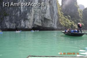 P19 [FEB-2024] Hang Luon - plimbare pe o barcă mai mică