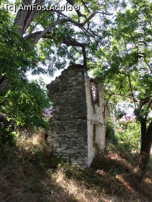 [P18] Am fost odată casă în Parthenonas...  » foto by Alina53
 - 
<span class="allrVoted glyphicon glyphicon-heart hidden" id="av833365"></span>
<a class="m-l-10 hidden" id="sv833365" onclick="voting_Foto_DelVot(,833365,21533)" role="button">șterge vot <span class="glyphicon glyphicon-remove"></span></a>
<a id="v9833365" class=" c-red"  onclick="voting_Foto_SetVot(833365)" role="button"><span class="glyphicon glyphicon-heart-empty"></span> <b>LIKE</b> = Votează poza</a> <img class="hidden"  id="f833365W9" src="/imagini/loader.gif" border="0" /><span class="AjErrMes hidden" id="e833365ErM"></span>