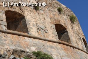 [P48] Creta, Insula Spinalonga, Semibastionul Moceniga/Barbariga și simbolul venețian, am urcat pe niște st&acirc;nci &icirc;n dreapta potecii pentru a-l poza... » foto by mprofeanu
 - 
<span class="allrVoted glyphicon glyphicon-heart hidden" id="av1278885"></span>
<a class="m-l-10 hidden" id="sv1278885" onclick="voting_Foto_DelVot(,1278885,21562)" role="button">șterge vot <span class="glyphicon glyphicon-remove"></span></a>
<a id="v91278885" class=" c-red"  onclick="voting_Foto_SetVot(1278885)" role="button"><span class="glyphicon glyphicon-heart-empty"></span> <b>LIKE</b> = Votează poza</a> <img class="hidden"  id="f1278885W9" src="/imagini/loader.gif" border="0" /><span class="AjErrMes hidden" id="e1278885ErM"></span>