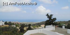 [P34] Satul Roussospiti - în fundal se zărește Marea Cretei. » foto by Carmen Ion
 - 
<span class="allrVoted glyphicon glyphicon-heart hidden" id="av1205743"></span>
<a class="m-l-10 hidden" id="sv1205743" onclick="voting_Foto_DelVot(,1205743,21565)" role="button">șterge vot <span class="glyphicon glyphicon-remove"></span></a>
<a id="v91205743" class=" c-red"  onclick="voting_Foto_SetVot(1205743)" role="button"><span class="glyphicon glyphicon-heart-empty"></span> <b>LIKE</b> = Votează poza</a> <img class="hidden"  id="f1205743W9" src="/imagini/loader.gif" border="0" /><span class="AjErrMes hidden" id="e1205743ErM"></span>