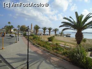 [P07] Vechiul port venețian și farul. » foto by Carmen Ion
 - 
<span class="allrVoted glyphicon glyphicon-heart hidden" id="av1206375"></span>
<a class="m-l-10 hidden" id="sv1206375" onclick="voting_Foto_DelVot(,1206375,21565)" role="button">șterge vot <span class="glyphicon glyphicon-remove"></span></a>
<a id="v91206375" class=" c-red"  onclick="voting_Foto_SetVot(1206375)" role="button"><span class="glyphicon glyphicon-heart-empty"></span> <b>LIKE</b> = Votează poza</a> <img class="hidden"  id="f1206375W9" src="/imagini/loader.gif" border="0" /><span class="AjErrMes hidden" id="e1206375ErM"></span>