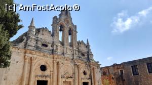 [P52] Mănăstirea Arkadi: frontonul bisericii » foto by Carmen Ion
 - 
<span class="allrVoted glyphicon glyphicon-heart hidden" id="av1208026"></span>
<a class="m-l-10 hidden" id="sv1208026" onclick="voting_Foto_DelVot(,1208026,21565)" role="button">șterge vot <span class="glyphicon glyphicon-remove"></span></a>
<a id="v91208026" class=" c-red"  onclick="voting_Foto_SetVot(1208026)" role="button"><span class="glyphicon glyphicon-heart-empty"></span> <b>LIKE</b> = Votează poza</a> <img class="hidden"  id="f1208026W9" src="/imagini/loader.gif" border="0" /><span class="AjErrMes hidden" id="e1208026ErM"></span>