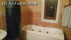 [P07] baie - soba cu lemne » foto by andromeda
 - 
<span class="allrVoted glyphicon glyphicon-heart hidden" id="av836266"></span>
<a class="m-l-10 hidden" id="sv836266" onclick="voting_Foto_DelVot(,836266,21596)" role="button">șterge vot <span class="glyphicon glyphicon-remove"></span></a>
<a id="v9836266" class=" c-red"  onclick="voting_Foto_SetVot(836266)" role="button"><span class="glyphicon glyphicon-heart-empty"></span> <b>LIKE</b> = Votează poza</a> <img class="hidden"  id="f836266W9" src="/imagini/loader.gif" border="0" /><span class="AjErrMes hidden" id="e836266ErM"></span>