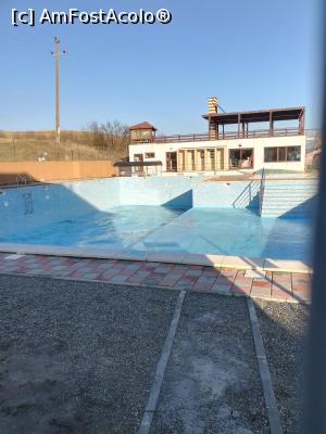 [P12] Piscina exterioara.  » foto by nelu73
 - 
<span class="allrVoted glyphicon glyphicon-heart hidden" id="av1039651"></span>
<a class="m-l-10 hidden" id="sv1039651" onclick="voting_Foto_DelVot(,1039651,21649)" role="button">șterge vot <span class="glyphicon glyphicon-remove"></span></a>
<a id="v91039651" class=" c-red"  onclick="voting_Foto_SetVot(1039651)" role="button"><span class="glyphicon glyphicon-heart-empty"></span> <b>LIKE</b> = Votează poza</a> <img class="hidden"  id="f1039651W9" src="/imagini/loader.gif" border="0" /><span class="AjErrMes hidden" id="e1039651ErM"></span>
