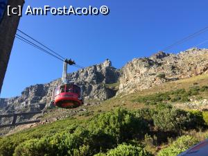 [P37] Teleferic catre Table Mountain » foto by raduc30
 - 
<span class="allrVoted glyphicon glyphicon-heart hidden" id="av1348374"></span>
<a class="m-l-10 hidden" id="sv1348374" onclick="voting_Foto_DelVot(,1348374,21654)" role="button">șterge vot <span class="glyphicon glyphicon-remove"></span></a>
<a id="v91348374" class=" c-red"  onclick="voting_Foto_SetVot(1348374)" role="button"><span class="glyphicon glyphicon-heart-empty"></span> <b>LIKE</b> = Votează poza</a> <img class="hidden"  id="f1348374W9" src="/imagini/loader.gif" border="0" /><span class="AjErrMes hidden" id="e1348374ErM"></span>