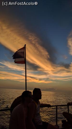 [P14]  -- <small>// FĂRĂ DESCRIERE</small> » foto by ascarlat
 - 
<span class="allrVoted glyphicon glyphicon-heart hidden" id="av839318"></span>
<a class="m-l-10 hidden" id="sv839318" onclick="voting_Foto_DelVot(,839318,21672)" role="button">șterge vot <span class="glyphicon glyphicon-remove"></span></a>
<a id="v9839318" class=" c-red"  onclick="voting_Foto_SetVot(839318)" role="button"><span class="glyphicon glyphicon-heart-empty"></span> <b>LIKE</b> = Votează poza</a> <img class="hidden"  id="f839318W9" src="/imagini/loader.gif" border="0" /><span class="AjErrMes hidden" id="e839318ErM"></span>