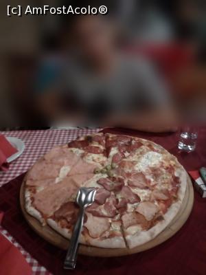 [P11] Pizza Mamma Mia, Pojarevac » foto by marijuan
 - 
<span class="allrVoted glyphicon glyphicon-heart hidden" id="av1047351"></span>
<a class="m-l-10 hidden" id="sv1047351" onclick="voting_Foto_DelVot(,1047351,21704)" role="button">șterge vot <span class="glyphicon glyphicon-remove"></span></a>
<a id="v91047351" class=" c-red"  onclick="voting_Foto_SetVot(1047351)" role="button"><span class="glyphicon glyphicon-heart-empty"></span> <b>LIKE</b> = Votează poza</a> <img class="hidden"  id="f1047351W9" src="/imagini/loader.gif" border="0" /><span class="AjErrMes hidden" id="e1047351ErM"></span>