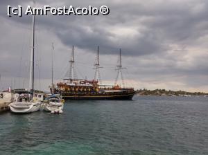 [P01] Portul Ormos Panagias » foto by Lale
 - 
<span class="allrVoted glyphicon glyphicon-heart hidden" id="av767103"></span>
<a class="m-l-10 hidden" id="sv767103" onclick="voting_Foto_DelVot(,767103,21728)" role="button">șterge vot <span class="glyphicon glyphicon-remove"></span></a>
<a id="v9767103" class=" c-red"  onclick="voting_Foto_SetVot(767103)" role="button"><span class="glyphicon glyphicon-heart-empty"></span> <b>LIKE</b> = Votează poza</a> <img class="hidden"  id="f767103W9" src="/imagini/loader.gif" border="0" /><span class="AjErrMes hidden" id="e767103ErM"></span>
