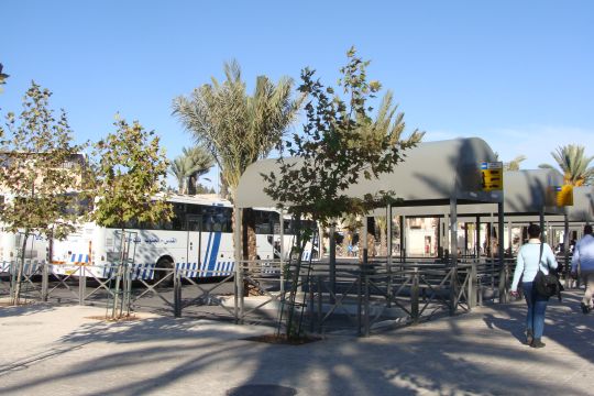 [P02] Statia de autobuz indicata. Costul biletului spre Bethlehem, centrul orasului, 8 nis » foto by pelerin12345 <span class="label label-default labelC_thin small">NEVOTABILĂ</span>