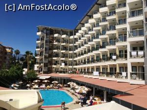 [P03] Exterior hotel Monte Carlo văzut dinspre terasa superioară și topogan » foto by AZE
 - 
<span class="allrVoted glyphicon glyphicon-heart hidden" id="av1076932"></span>
<a class="m-l-10 hidden" id="sv1076932" onclick="voting_Foto_DelVot(,1076932,21750)" role="button">șterge vot <span class="glyphicon glyphicon-remove"></span></a>
<a id="v91076932" class=" c-red"  onclick="voting_Foto_SetVot(1076932)" role="button"><span class="glyphicon glyphicon-heart-empty"></span> <b>LIKE</b> = Votează poza</a> <img class="hidden"  id="f1076932W9" src="/imagini/loader.gif" border="0" /><span class="AjErrMes hidden" id="e1076932ErM"></span>
