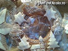[P20] Namesti Miru - Piata de Craciun - Cununita din turta dulce » foto by Pragheza_Gotica
 - 
<span class="allrVoted glyphicon glyphicon-heart hidden" id="av487266"></span>
<a class="m-l-10 hidden" id="sv487266" onclick="voting_Foto_DelVot(,487266,21775)" role="button">șterge vot <span class="glyphicon glyphicon-remove"></span></a>
<a id="v9487266" class=" c-red"  onclick="voting_Foto_SetVot(487266)" role="button"><span class="glyphicon glyphicon-heart-empty"></span> <b>LIKE</b> = Votează poza</a> <img class="hidden"  id="f487266W9" src="/imagini/loader.gif" border="0" /><span class="AjErrMes hidden" id="e487266ErM"></span>