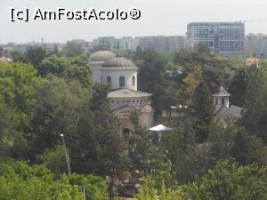 [P31] București - Parcul Tei. Biserica Teiul Doamnei Ghika văzută din Roata mare. » foto by iulianic
 - 
<span class="allrVoted glyphicon glyphicon-heart hidden" id="av1366194"></span>
<a class="m-l-10 hidden" id="sv1366194" onclick="voting_Foto_DelVot(,1366194,21819)" role="button">șterge vot <span class="glyphicon glyphicon-remove"></span></a>
<a id="v91366194" class=" c-red"  onclick="voting_Foto_SetVot(1366194)" role="button"><span class="glyphicon glyphicon-heart-empty"></span> <b>LIKE</b> = Votează poza</a> <img class="hidden"  id="f1366194W9" src="/imagini/loader.gif" border="0" /><span class="AjErrMes hidden" id="e1366194ErM"></span>