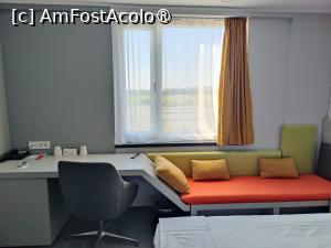 [P16] Ibis Styles Bucharest Airport; camera 116 » foto by crismis
 - 
<span class="allrVoted glyphicon glyphicon-heart hidden" id="av1493558"></span>
<a class="m-l-10 hidden" id="sv1493558" onclick="voting_Foto_DelVot(,1493558,21873)" role="button">șterge vot <span class="glyphicon glyphicon-remove"></span></a>
<a id="v91493558" class=" c-red"  onclick="voting_Foto_SetVot(1493558)" role="button"><span class="glyphicon glyphicon-heart-empty"></span> <b>LIKE</b> = Votează poza</a> <img class="hidden"  id="f1493558W9" src="/imagini/loader.gif" border="0" /><span class="AjErrMes hidden" id="e1493558ErM"></span>