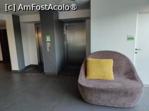 [P08] Ibis Styles Bucharest Airport; lifturi » foto by crismis
 - 
<span class="allrVoted glyphicon glyphicon-heart hidden" id="av1493550"></span>
<a class="m-l-10 hidden" id="sv1493550" onclick="voting_Foto_DelVot(,1493550,21873)" role="button">șterge vot <span class="glyphicon glyphicon-remove"></span></a>
<a id="v91493550" class=" c-red"  onclick="voting_Foto_SetVot(1493550)" role="button"><span class="glyphicon glyphicon-heart-empty"></span> <b>LIKE</b> = Votează poza</a> <img class="hidden"  id="f1493550W9" src="/imagini/loader.gif" border="0" /><span class="AjErrMes hidden" id="e1493550ErM"></span>