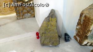 [P20] Detaliu cu pietrele inscripționate din fața catapetesmei » foto by Lucien
 - 
<span class="allrVoted glyphicon glyphicon-heart hidden" id="av855503"></span>
<a class="m-l-10 hidden" id="sv855503" onclick="voting_Foto_DelVot(,855503,21912)" role="button">șterge vot <span class="glyphicon glyphicon-remove"></span></a>
<a id="v9855503" class=" c-red"  onclick="voting_Foto_SetVot(855503)" role="button"><span class="glyphicon glyphicon-heart-empty"></span> <b>LIKE</b> = Votează poza</a> <img class="hidden"  id="f855503W9" src="/imagini/loader.gif" border="0" /><span class="AjErrMes hidden" id="e855503ErM"></span>
