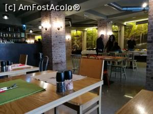 [P30] Restaurantul Tradițional » foto by crismis
 - 
<span class="allrVoted glyphicon glyphicon-heart hidden" id="av855776"></span>
<a class="m-l-10 hidden" id="sv855776" onclick="voting_Foto_DelVot(,855776,21917)" role="button">șterge vot <span class="glyphicon glyphicon-remove"></span></a>
<a id="v9855776" class=" c-red"  onclick="voting_Foto_SetVot(855776)" role="button"><span class="glyphicon glyphicon-heart-empty"></span> <b>LIKE</b> = Votează poza</a> <img class="hidden"  id="f855776W9" src="/imagini/loader.gif" border="0" /><span class="AjErrMes hidden" id="e855776ErM"></span>