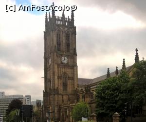 [P02] Leeds Minster » foto by Rox.Patrik
 - 
<span class="allrVoted glyphicon glyphicon-heart hidden" id="av917851"></span>
<a class="m-l-10 hidden" id="sv917851" onclick="voting_Foto_DelVot(,917851,22074)" role="button">șterge vot <span class="glyphicon glyphicon-remove"></span></a>
<a id="v9917851" class=" c-red"  onclick="voting_Foto_SetVot(917851)" role="button"><span class="glyphicon glyphicon-heart-empty"></span> <b>LIKE</b> = Votează poza</a> <img class="hidden"  id="f917851W9" src="/imagini/loader.gif" border="0" /><span class="AjErrMes hidden" id="e917851ErM"></span>