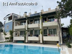 [P02] Hal Tur Hotel Pamukkale - hotelul şi piscina » foto by nicole33
 - 
<span class="allrVoted glyphicon glyphicon-heart hidden" id="av1425120"></span>
<a class="m-l-10 hidden" id="sv1425120" onclick="voting_Foto_DelVot(,1425120,22086)" role="button">șterge vot <span class="glyphicon glyphicon-remove"></span></a>
<a id="v91425120" class=" c-red"  onclick="voting_Foto_SetVot(1425120)" role="button"><span class="glyphicon glyphicon-heart-empty"></span> <b>LIKE</b> = Votează poza</a> <img class="hidden"  id="f1425120W9" src="/imagini/loader.gif" border="0" /><span class="AjErrMes hidden" id="e1425120ErM"></span>