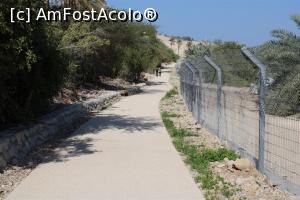 [P84] En Gedi, Pe aleea frumos amenajată ce duce în parcare » foto by mprofeanu
 - 
<span class="allrVoted glyphicon glyphicon-heart hidden" id="av1147519"></span>
<a class="m-l-10 hidden" id="sv1147519" onclick="voting_Foto_DelVot(,1147519,22150)" role="button">șterge vot <span class="glyphicon glyphicon-remove"></span></a>
<a id="v91147519" class=" c-red"  onclick="voting_Foto_SetVot(1147519)" role="button"><span class="glyphicon glyphicon-heart-empty"></span> <b>LIKE</b> = Votează poza</a> <img class="hidden"  id="f1147519W9" src="/imagini/loader.gif" border="0" /><span class="AjErrMes hidden" id="e1147519ErM"></span>